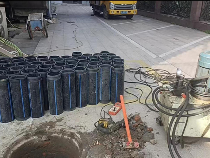 泸州PE置换管厂家 DN315置换管 非开挖管短管置换